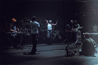 Earthbound by Johanna Faye and Saïdo Lehlouh theatre national de la danse chaillot